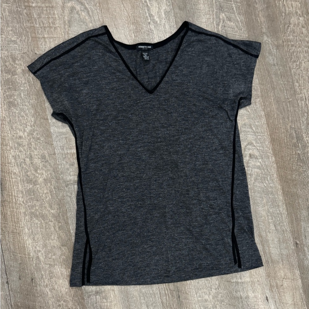 Women's Gray V-Neck Top Kenneth Cole Sz S